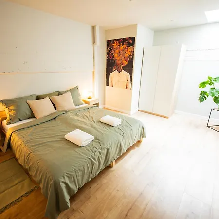 Two-bedroom Bs-bsh * Rotterdam