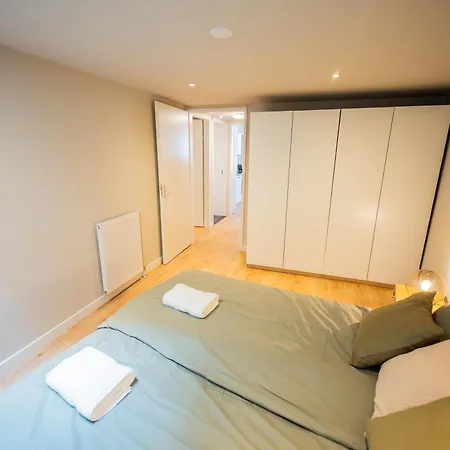Two-bedroom Bs-bsh *