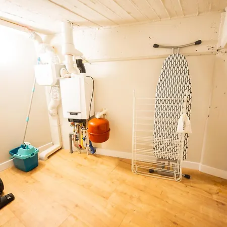 Two-bedroom Bs-bsh * Rotterdam