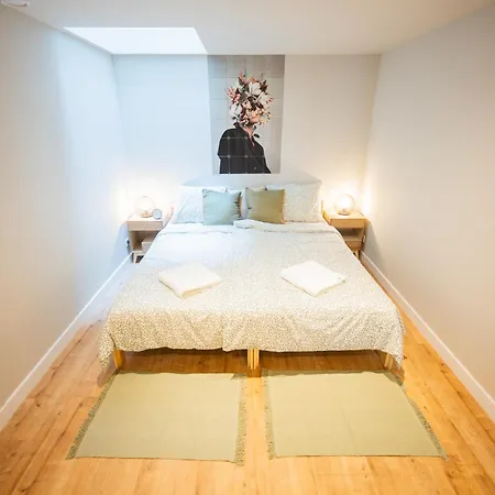 Two-bedroom Bs-bsh Apartment