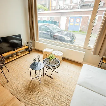 Two-bedroom Bs-bsh *