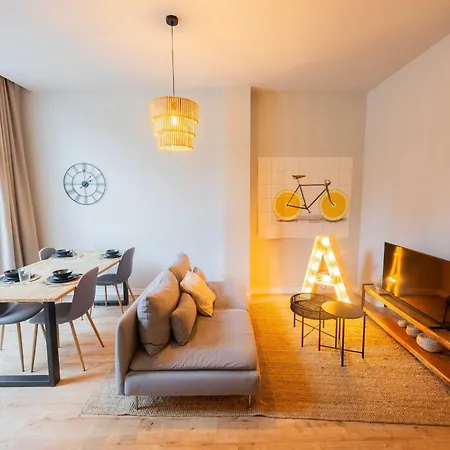 Two-bedroom Bs-bsh Apartment Rotterdam