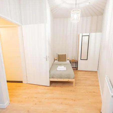 Two-bedroom Bs-bsh