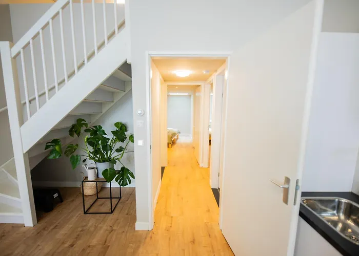 Alphabet - Bredestraathof & Bredestraat *