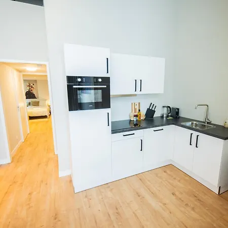 Two-bedroom Bs-bsh Apartment