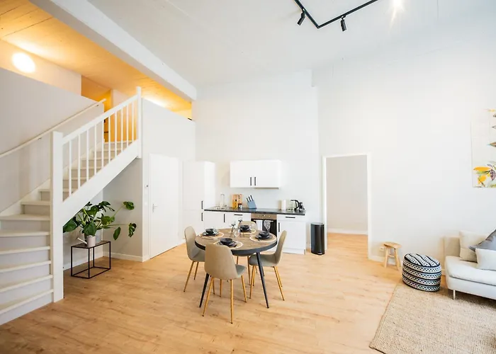 Alphabet - Bredestraathof & Bredestraat Апартаменты Роттердам