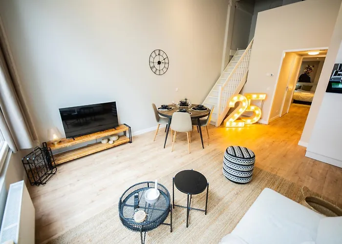 Alphabet - Bredestraathof & Bredestraat Роттердам