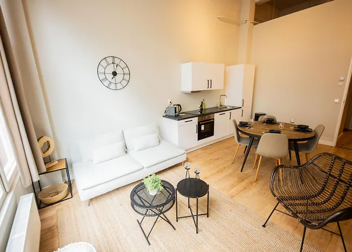 Alphabet - Bredestraathof & Bredestraat *