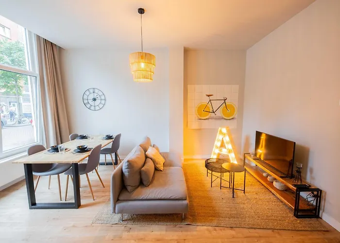 Alphabet - Bredestraathof & Bredestraat Apartment Rotterdam