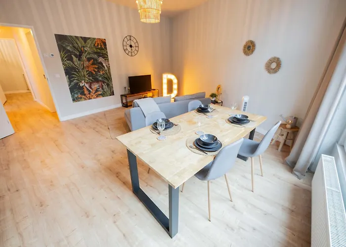 Alphabet - Bredestraathof & Bredestraat Apartment *